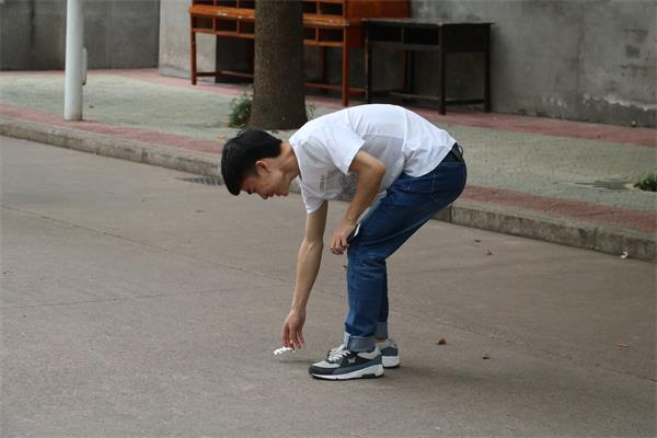 点击浏览下一页